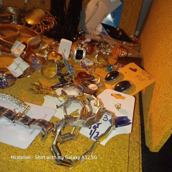 Huge Mix Metal & Stone Jewelry Lot - Picture 9 of 14